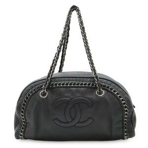 Chanel Black Leather Luxe Ligne Bowler Bag